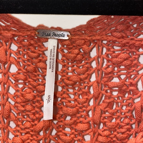 Free People sweater -Size S. Perfect for fall. Worn only a few times - Picture 4 of 7
